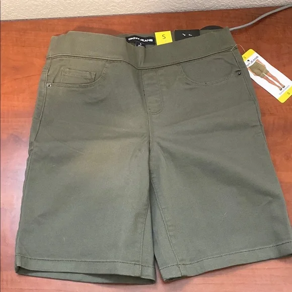 Dkny Womens Comfort Stretch Pull-on Bermuda Shorts S Color Olive - Picture 2 of 10
